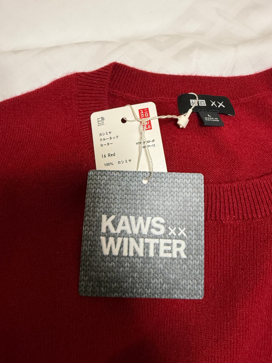 유니클로 KAWS 캐시미어니트 레드 L (새상품) 상품이미지3