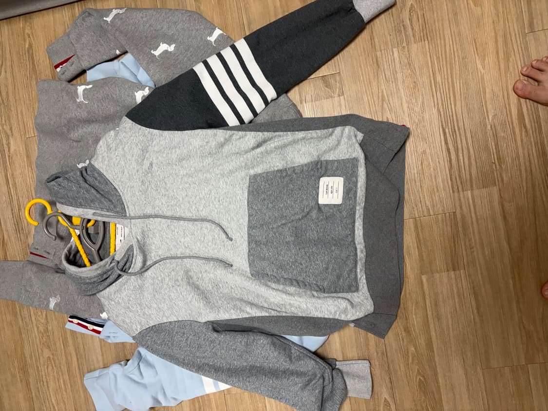 (급처) 톰브라운 후드티 판매 상품이미지2