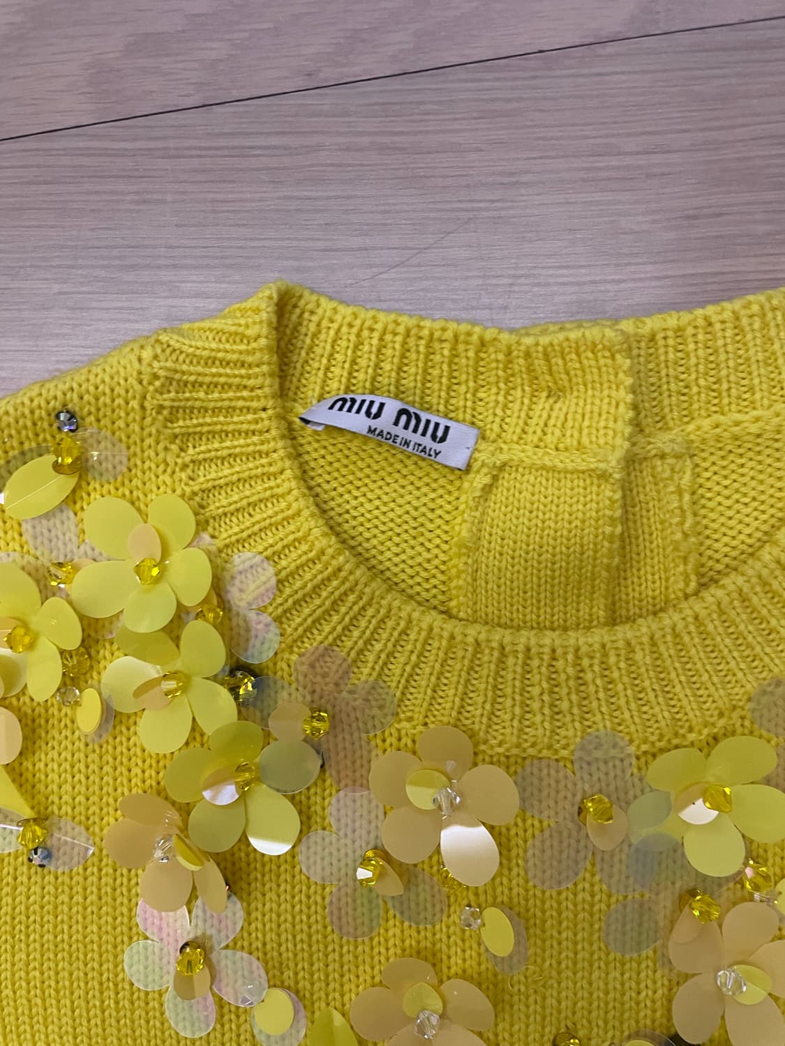 [새상품.정가250이상] miumiu 화사한 꽃이되는 니트 미우미우 상품이미지4