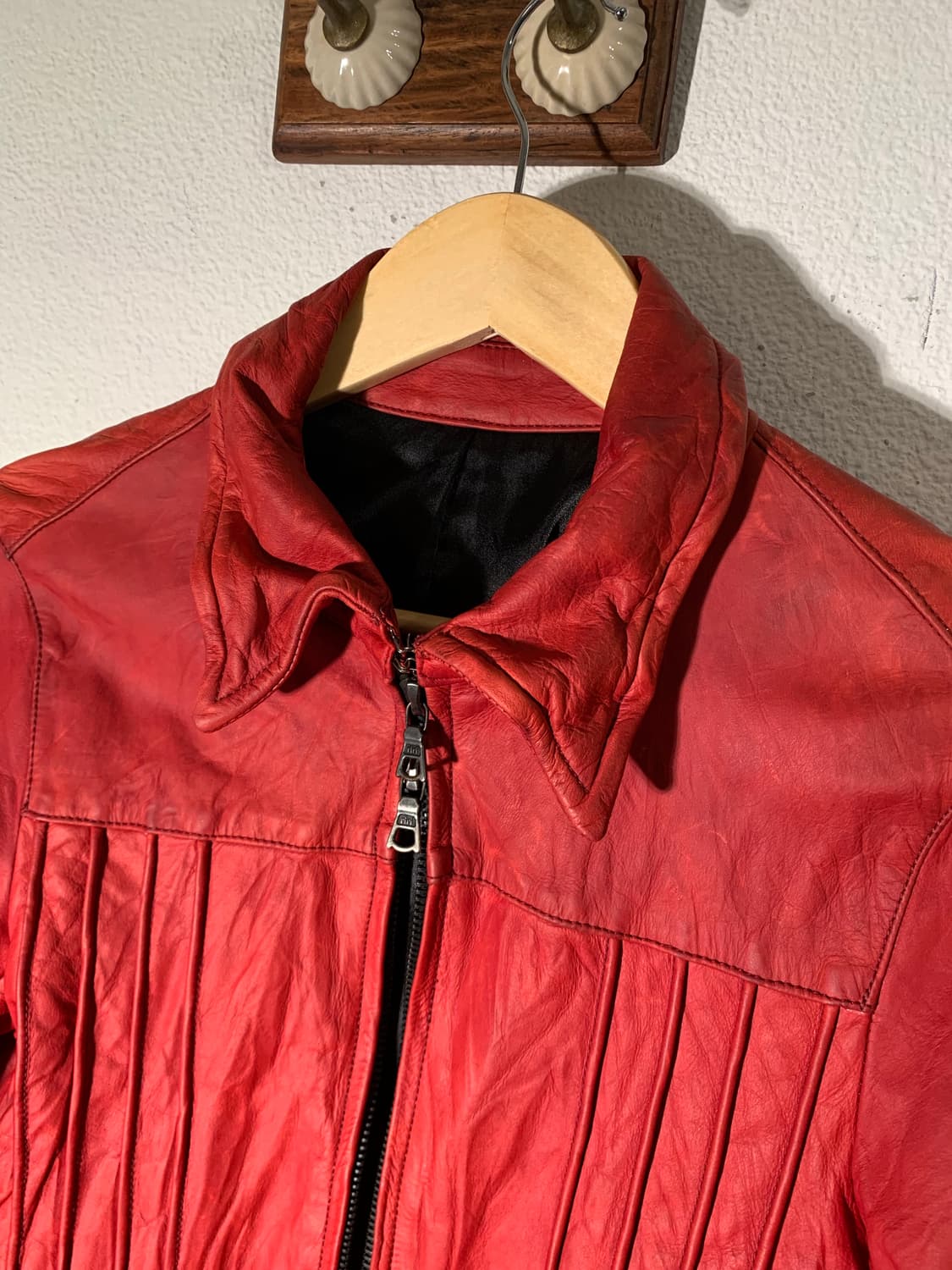 No id 레드 카우레더 자켓 상품이미지2