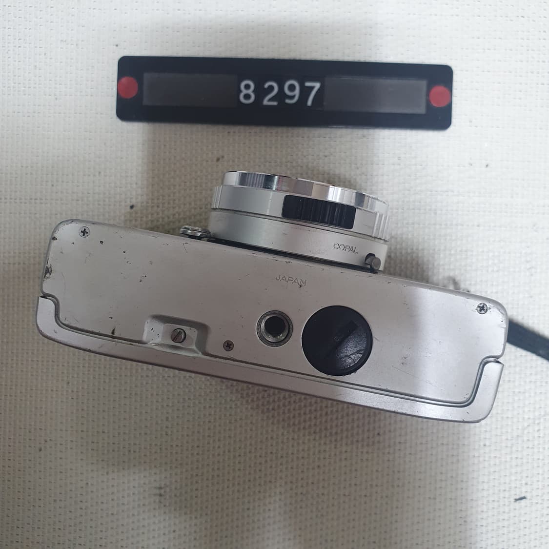 코니카 C 35 플래시매틱 필름카메라 실버바디 상품이미지4