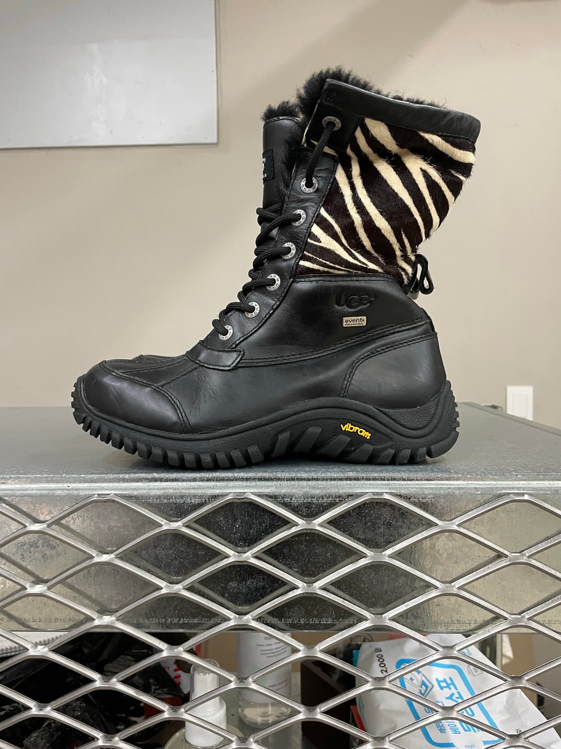 어그 아디론닥 II 블랙 부츠 235 (gr-4401) 상품이미지1