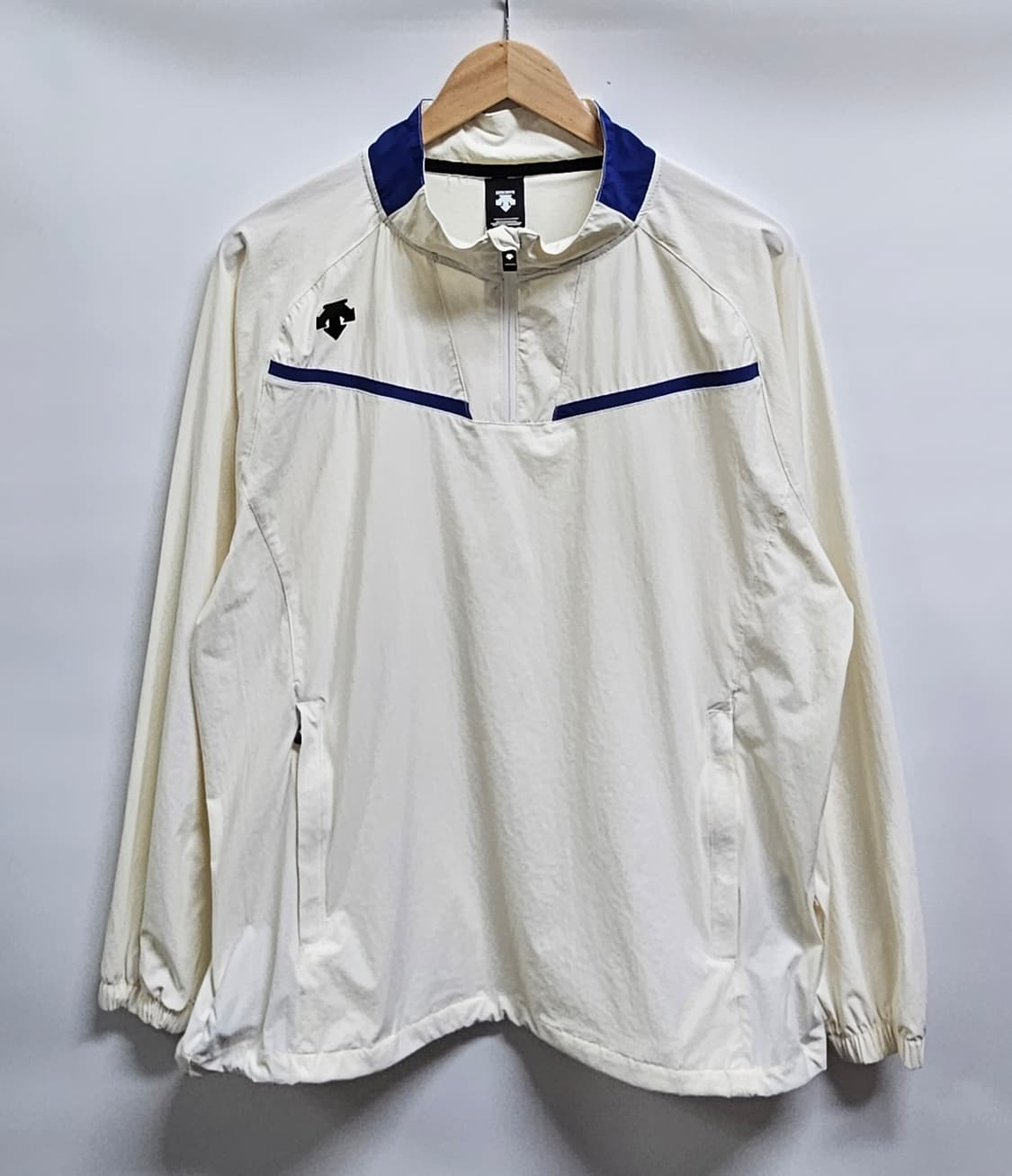 데상트 우븐 웜업 바람막이 105 상품이미지1