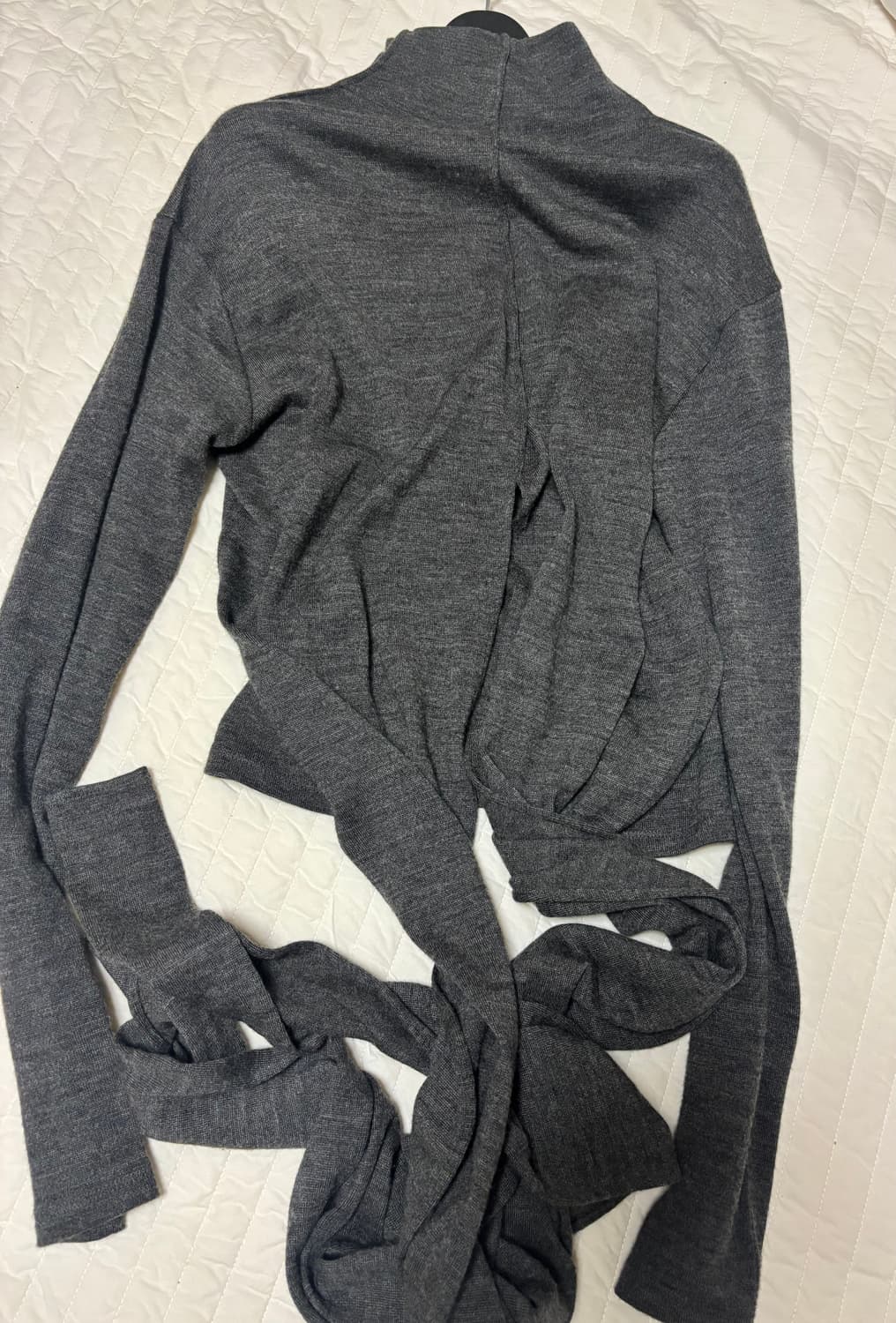 르셉템버 웨이스트 랩 울니트탑 상품이미지1