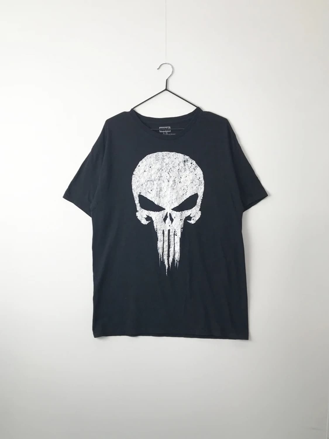 Marvel Punisher Skull Graphic Tee 상품이미지3