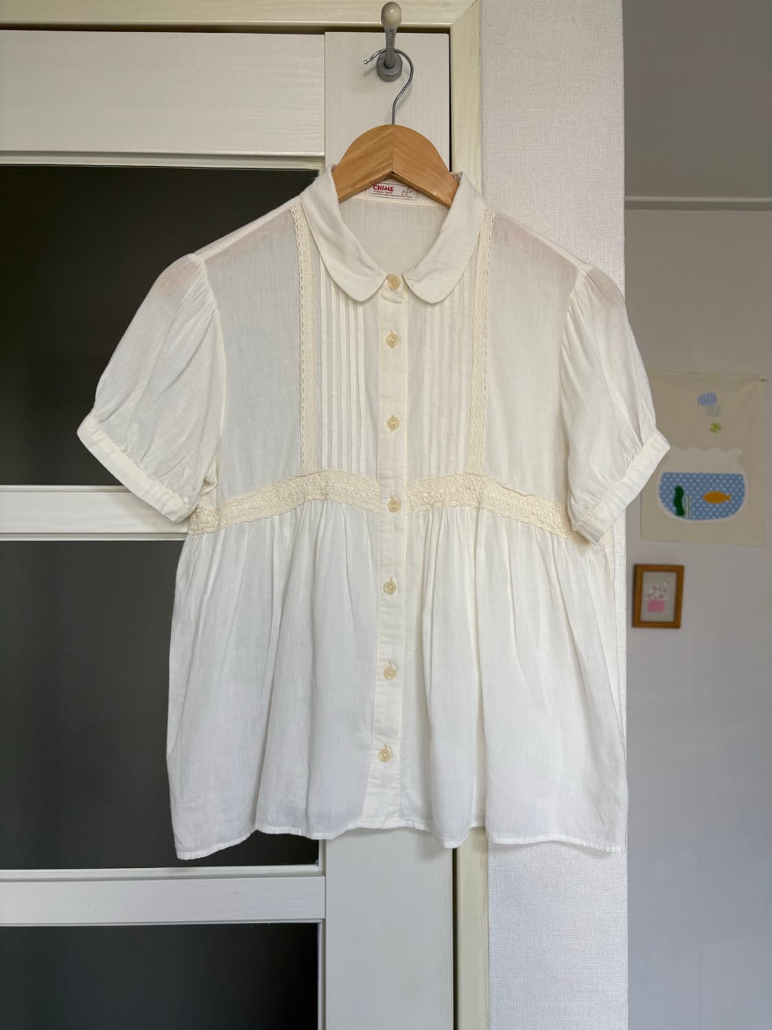 화이트 반소매 블라우스  상품이미지1