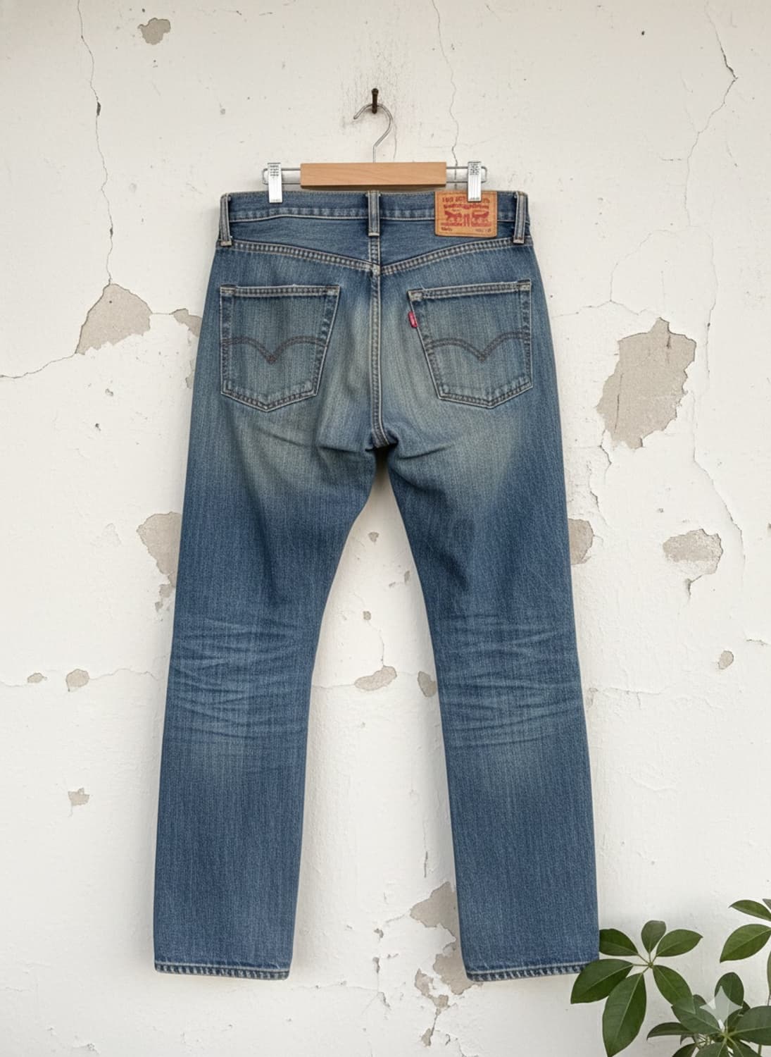 [Levi's] 빈티지 502 테이퍼드 핏 데님 👖 상품이미지2