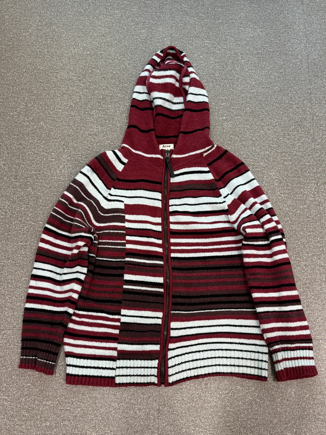 아크네 오버 스트라이프 버건디 니트 집업 M 상품이미지2