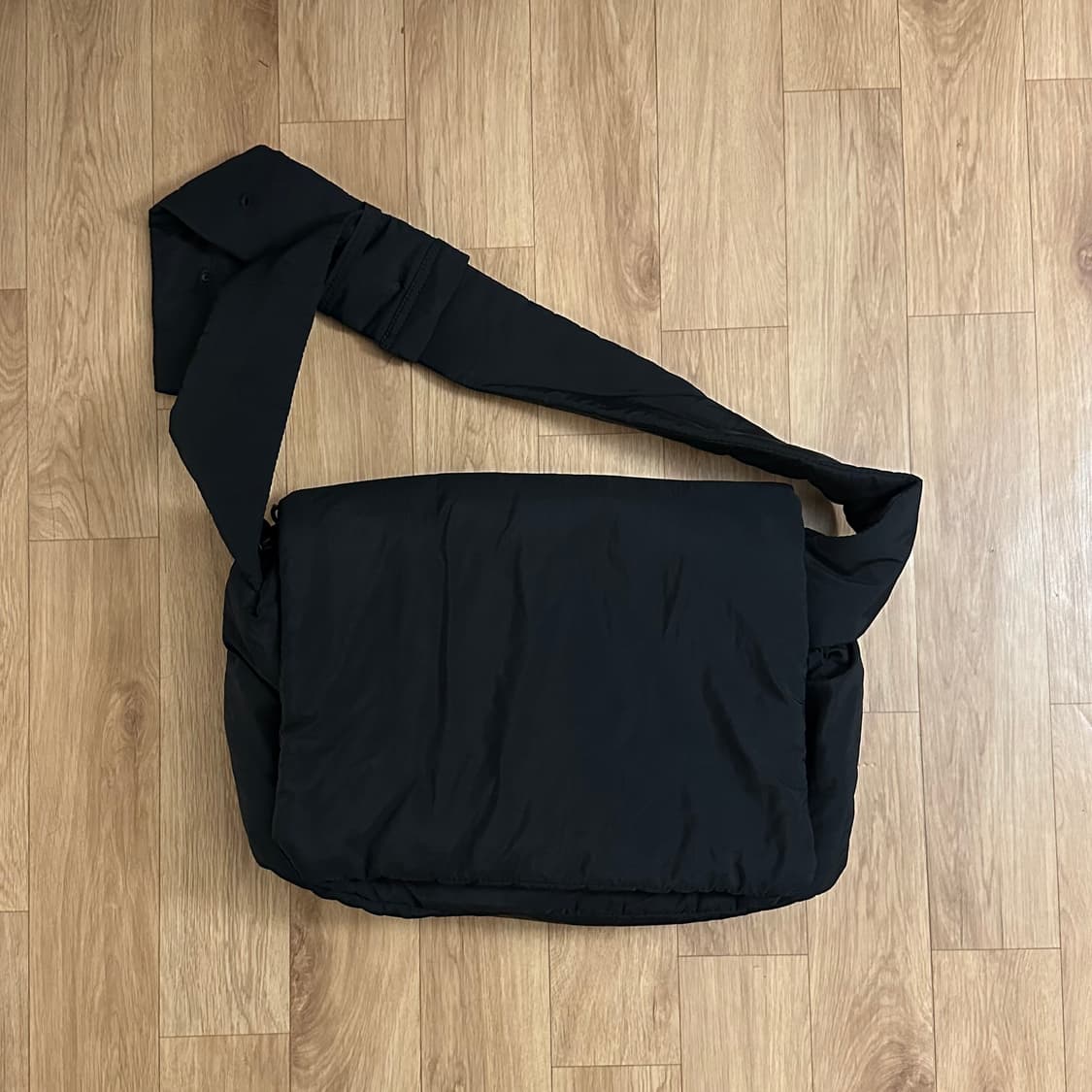 ZARA 자라 나일론 XL 크로스백 블랙 상품이미지1