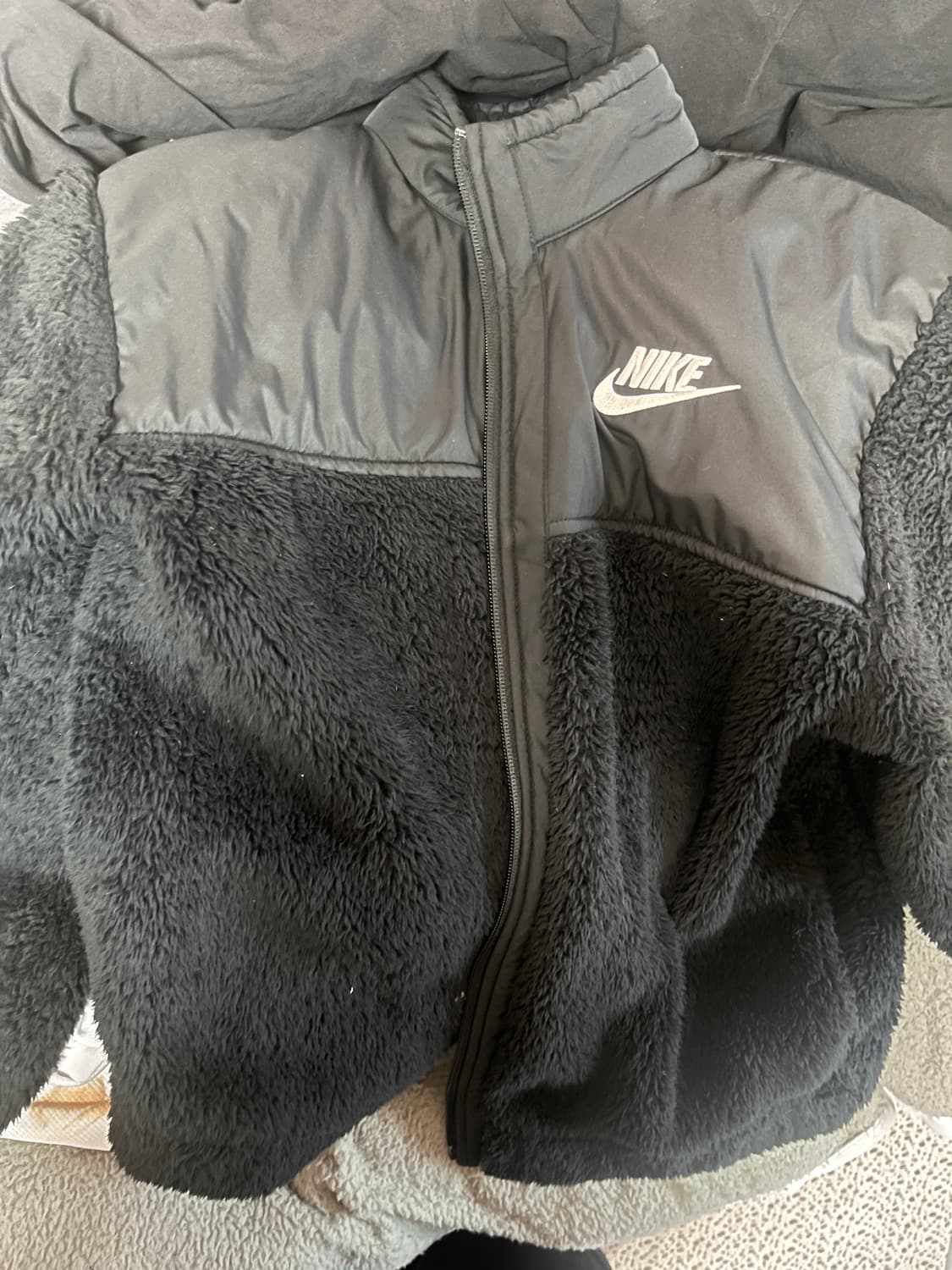 나이키 뽀글이 아우터 상품이미지3