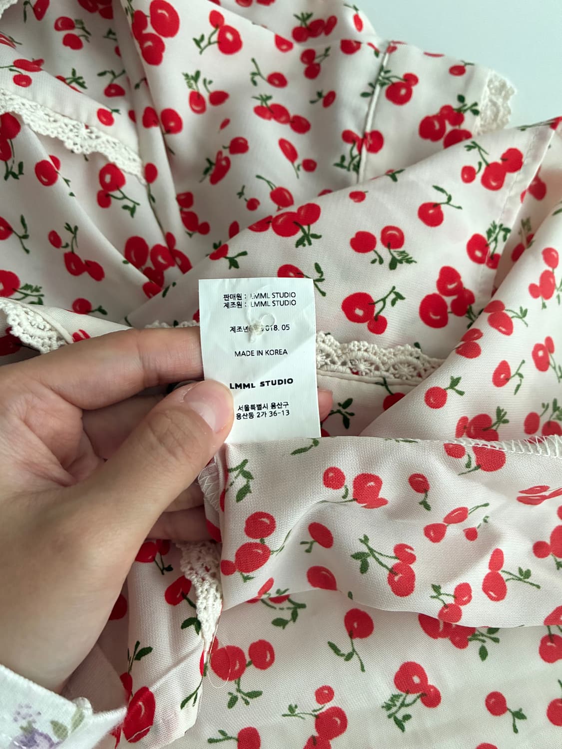 F) LMML 스튜디오 체리 패턴 레이스 블라우스 상품이미지7