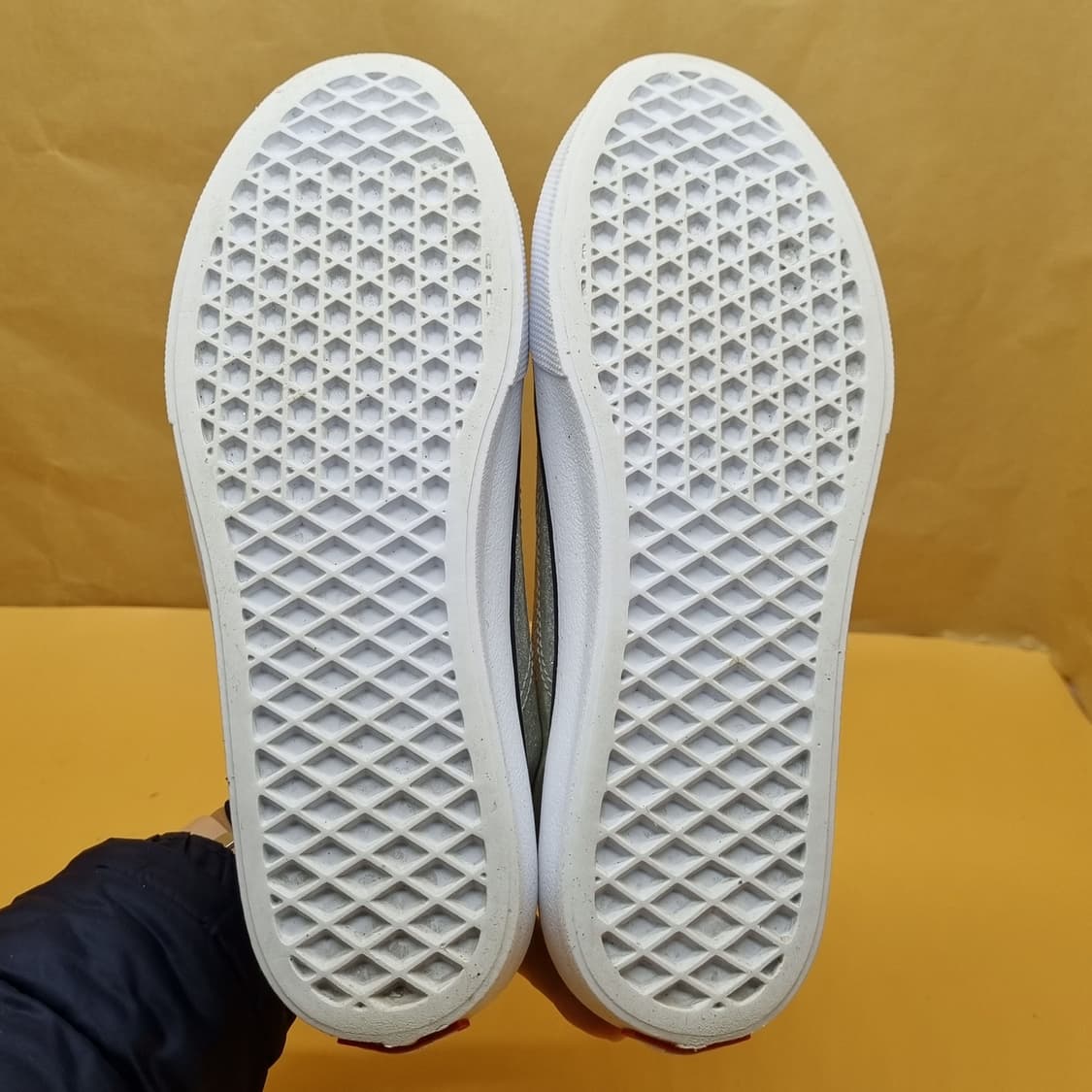 반스 글리터 유니온 스니커즈240. 상품이미지3