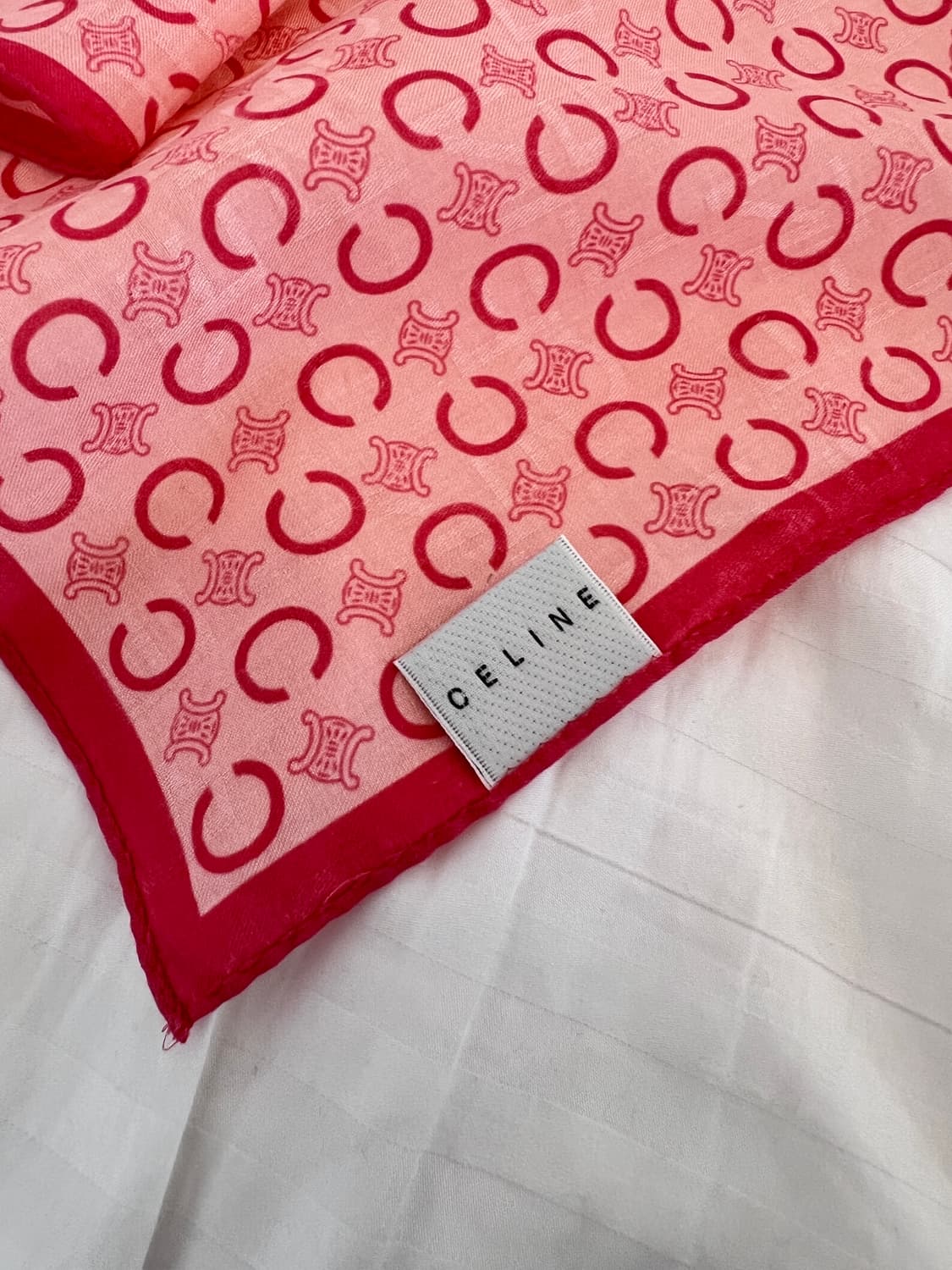 셀린느 핑크 모노그램 코튼 스카프 상품이미지5