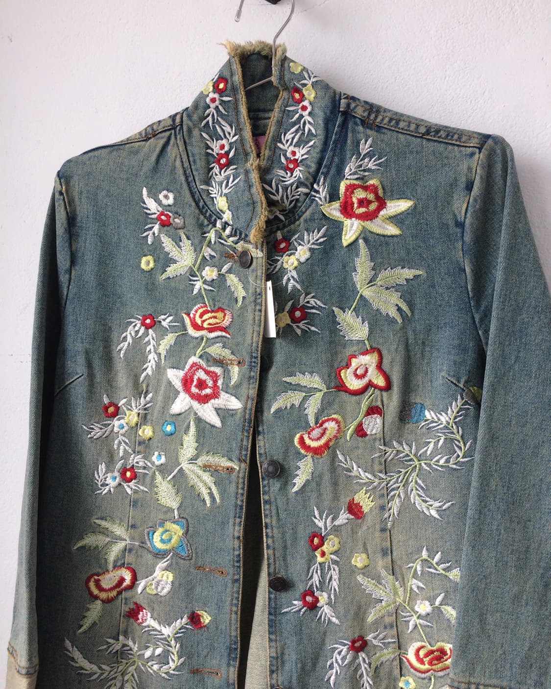 Orientla mood needle work high neck deni 상품이미지4