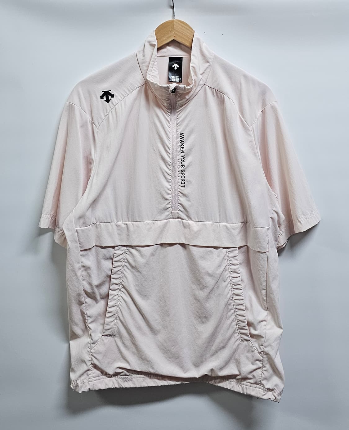 데상트 반팔 아노락 바람막이 90 상품이미지1