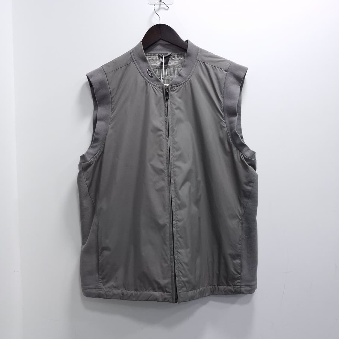 오클리 00s 유틸리티 집업 베스트 XL 상품이미지1