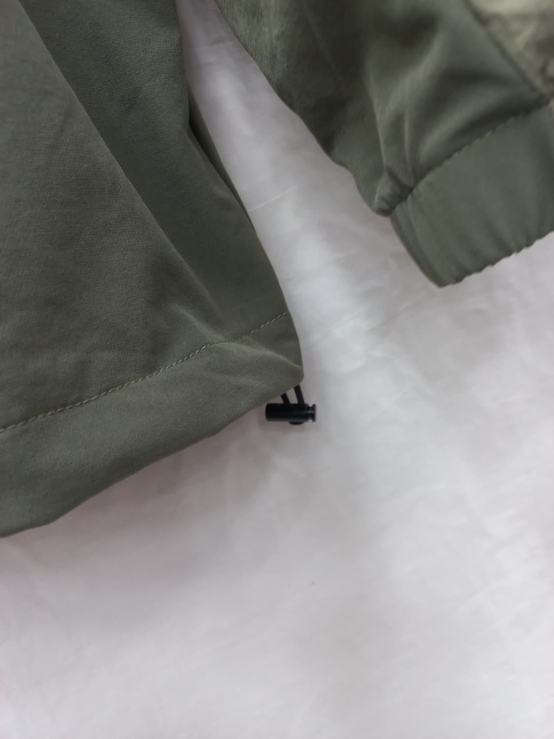 발렌시아가 반집업 올리브 그린 사이즈 남110 상품이미지9