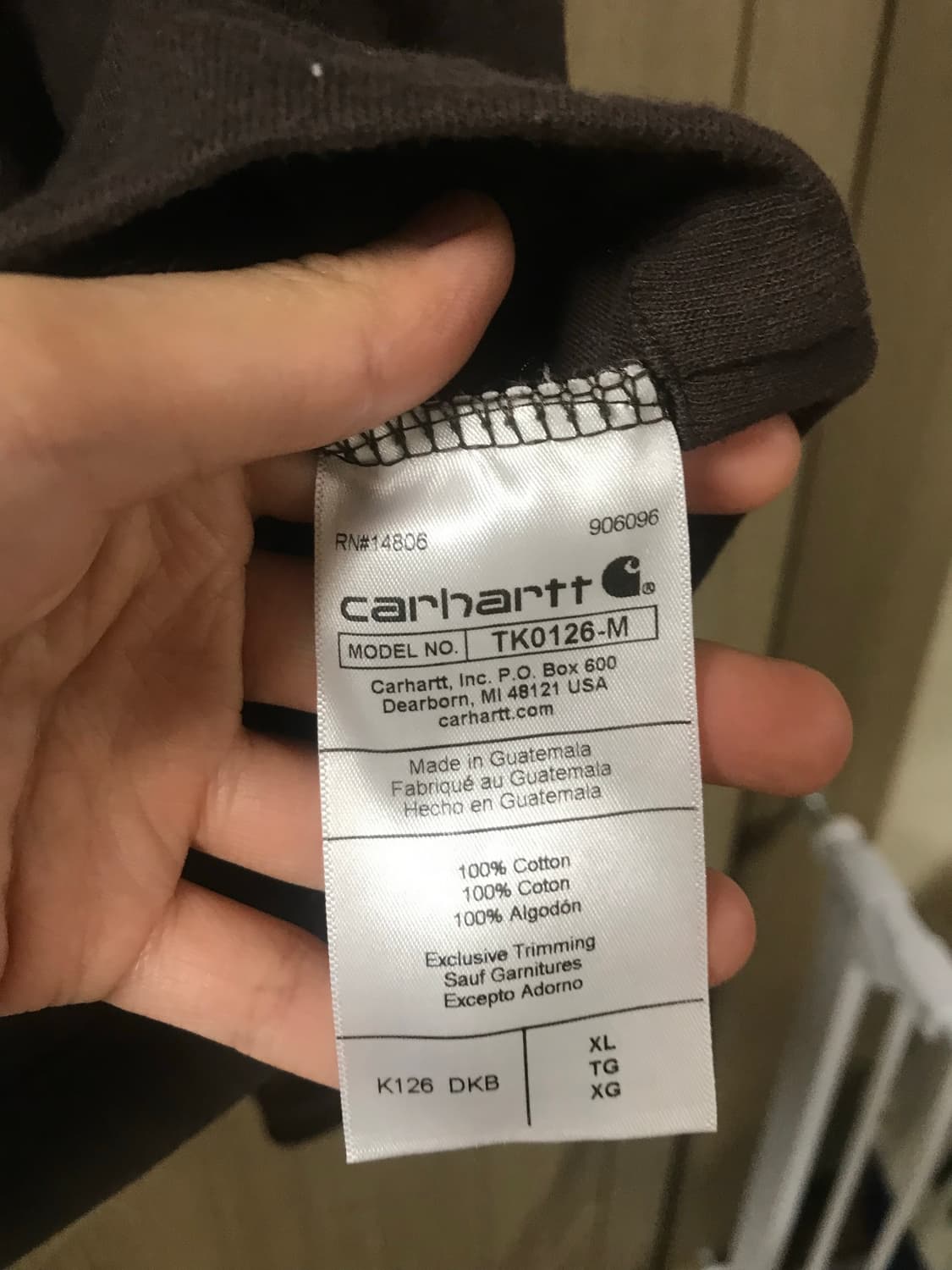 칼하트 롱슬리브 다크브라운 상품이미지4