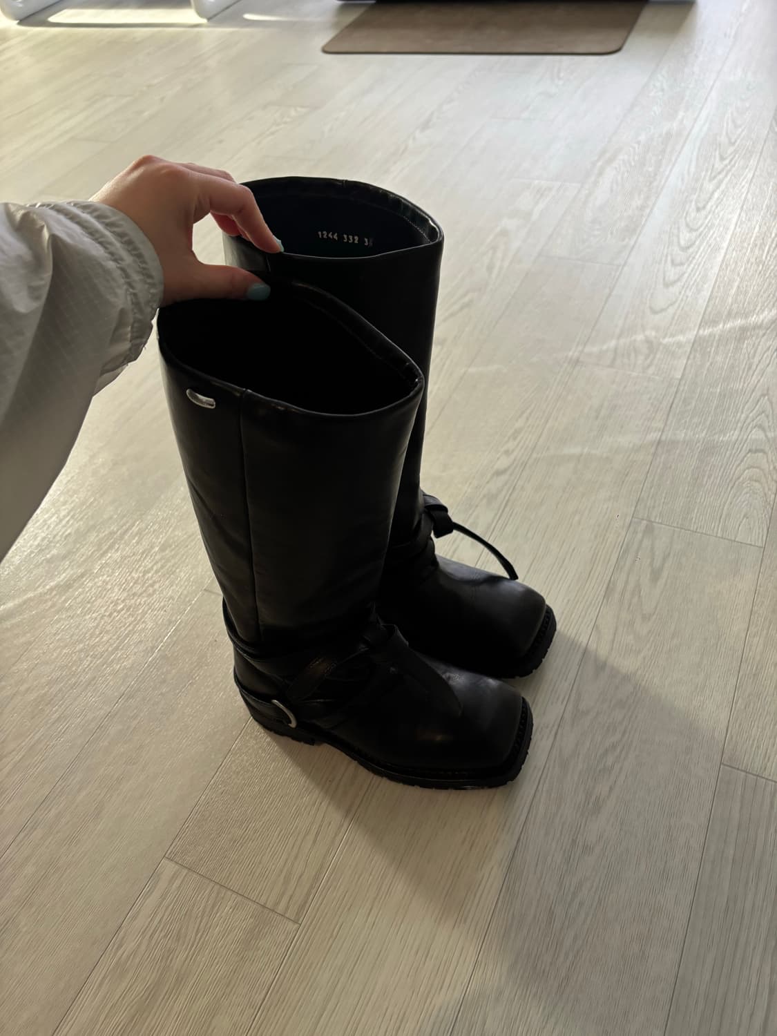 아워레가시 하이엔진 부츠 상품이미지1