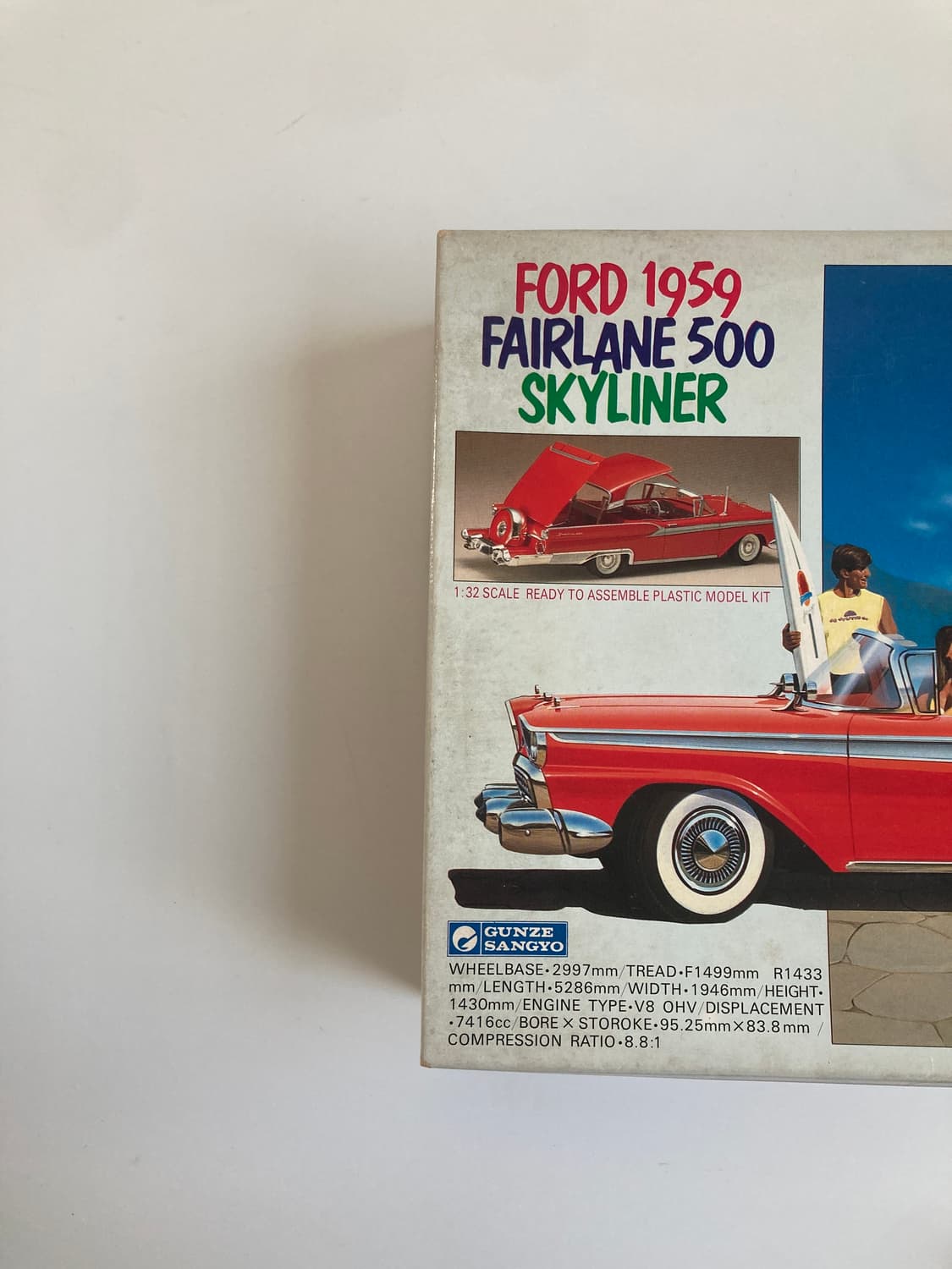Ford 1959 FAIRLANE 500 / 1:32 SCALE 상품이미지8