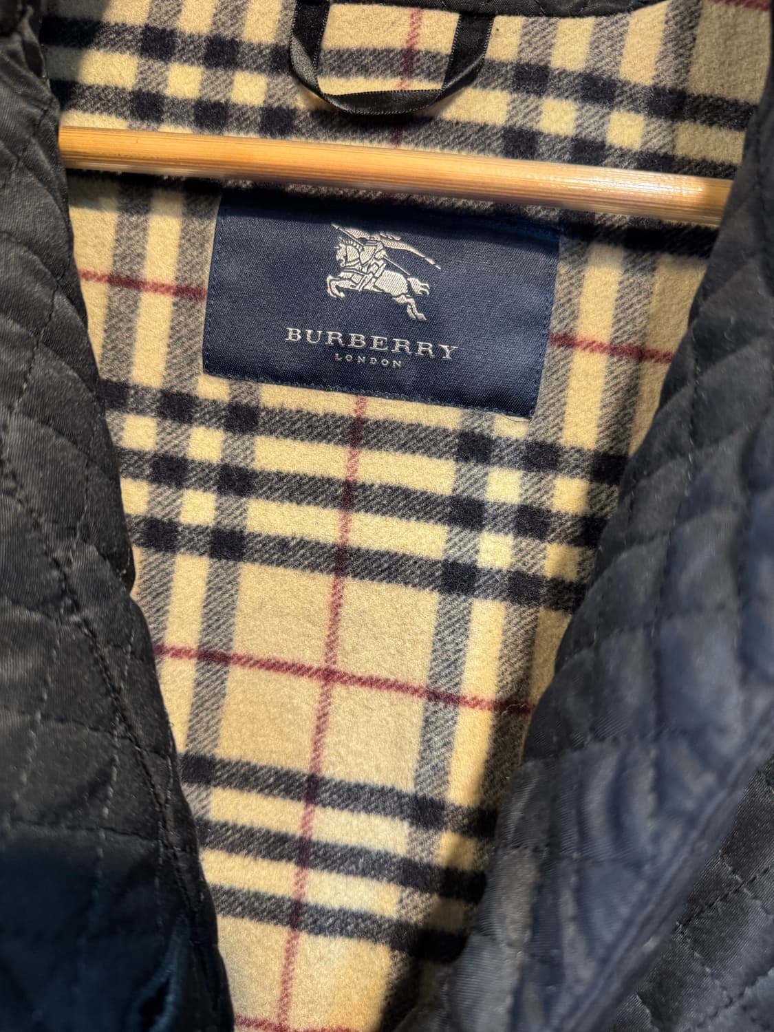 버버리 퀄팅 자켓 상품이미지3