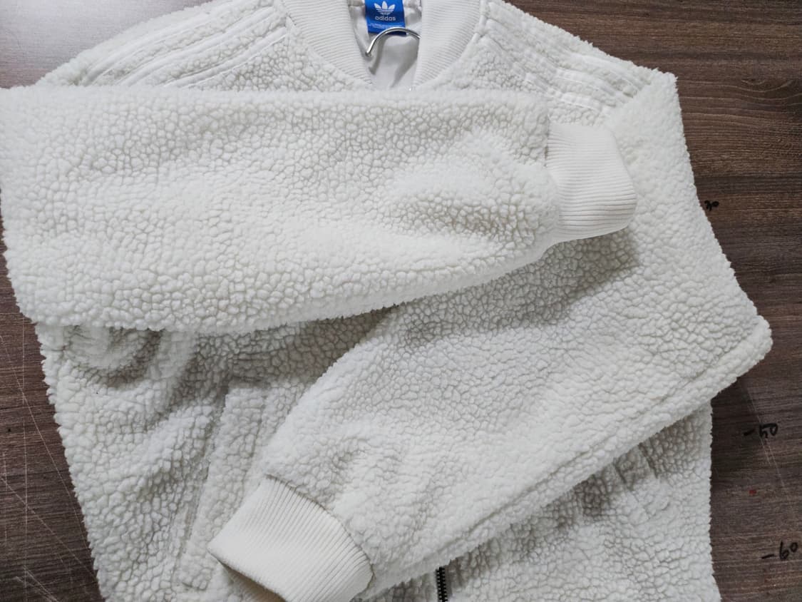 아디다스 후리스 슈퍼스타 트랙탑 양털 뽀글이 쉐르파 자켓 화이트 85 상품이미지4