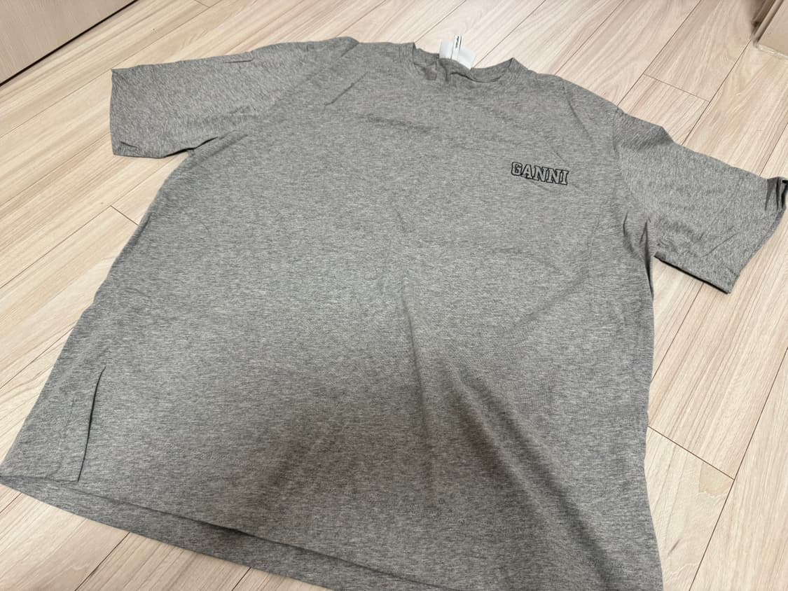 [GANNI] 로고 반팔 티셔츠 상품이미지1