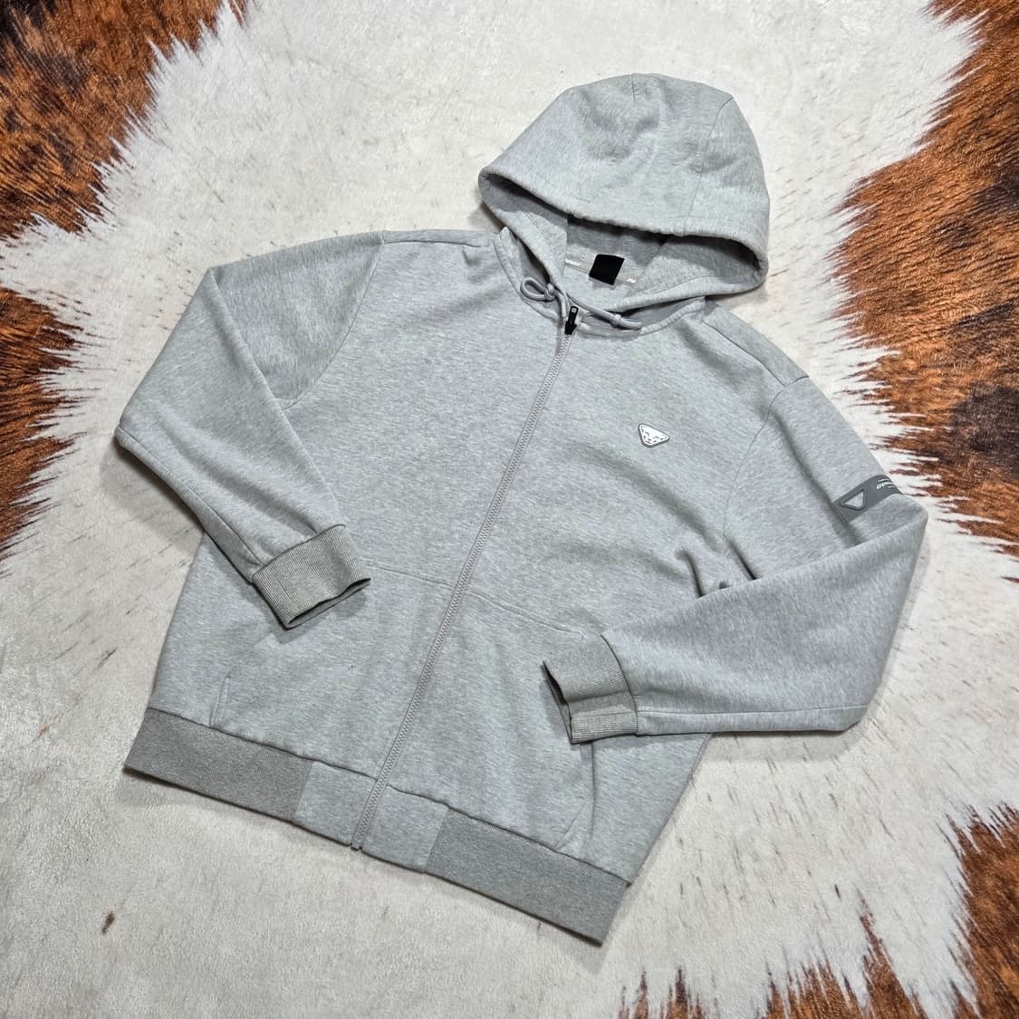 다이나핏 그레이 후드집업 상품이미지1