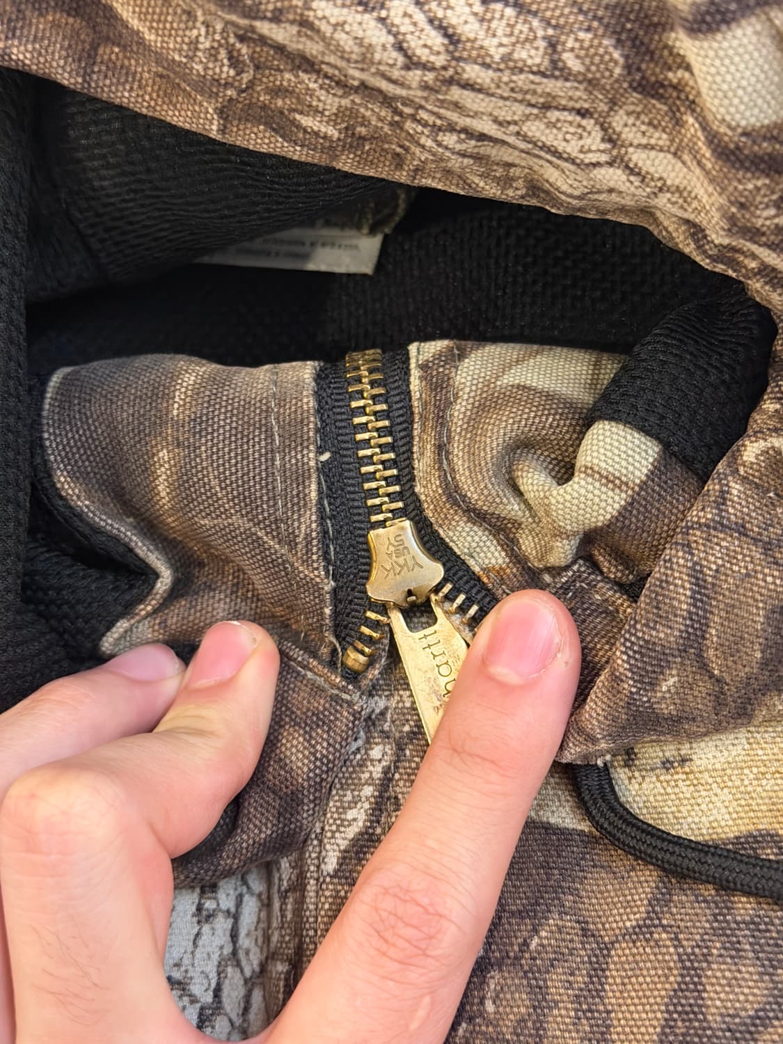 칼하트 가죽탭 리얼트리 액티브 워크자켓 J144 카모 상품이미지5