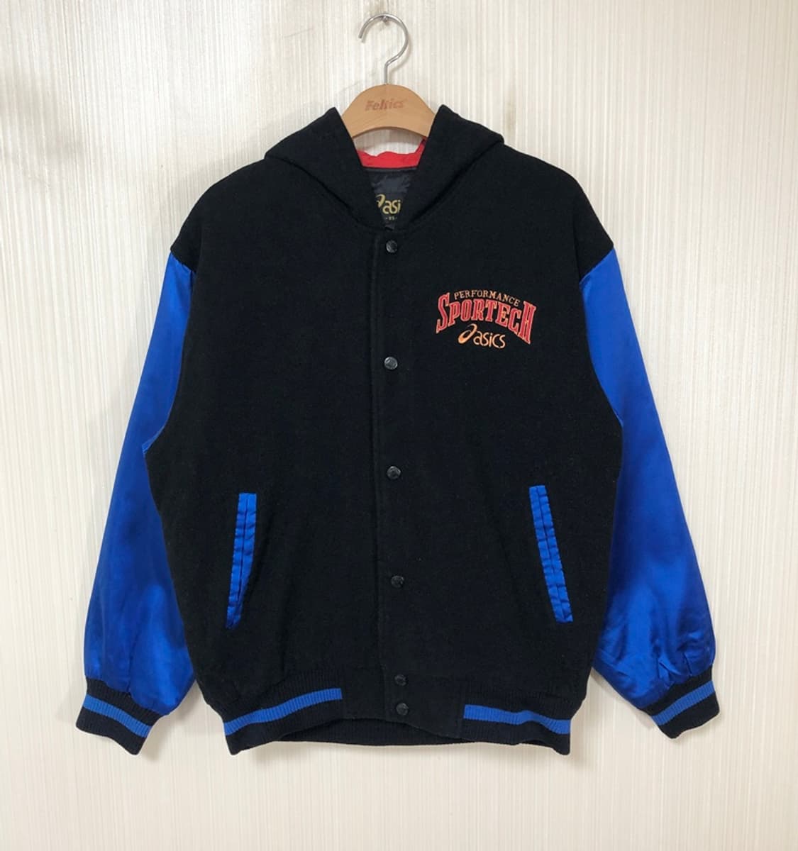 아식스 90's 올드스쿨 퍼포먼스 스포츠테크 울/새틴 바시티자켓 95 상품이미지1