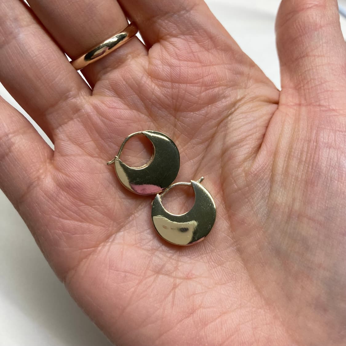 cos 코스에서 구입한 이어링 상품이미지3