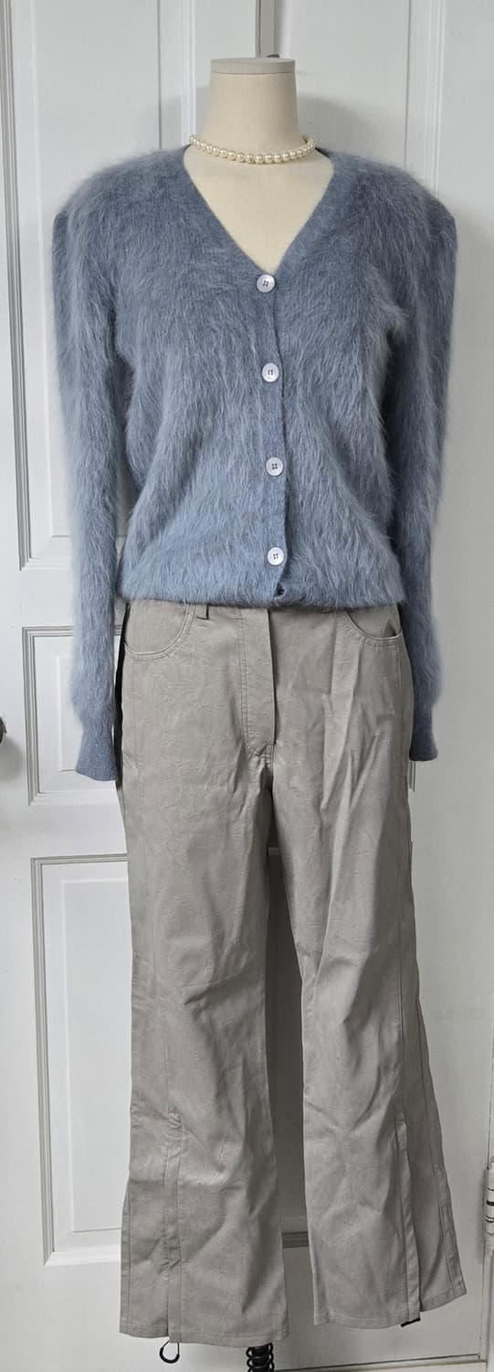 ,블로썸에이치컴퍼니앙고라가디건/마뗑킴 코팅팬츠 상품이미지1