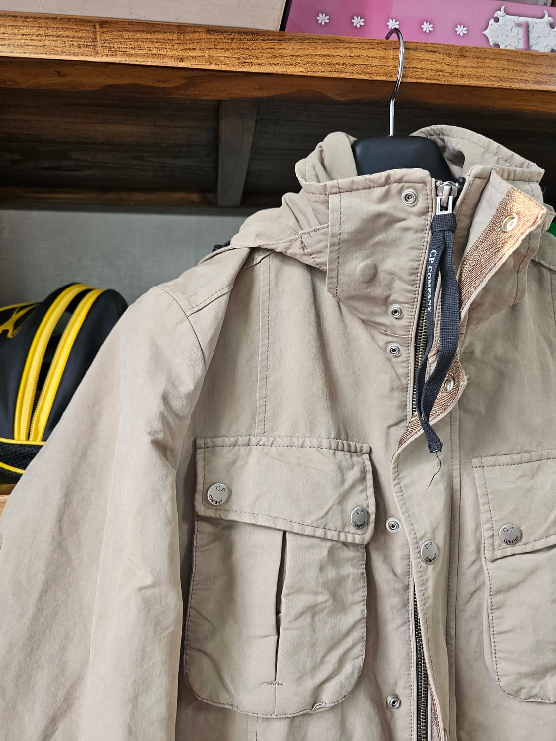 정품 씨피 CP컴퍼니 고글 자켓 베이지 팔아요 95 100 상품이미지4