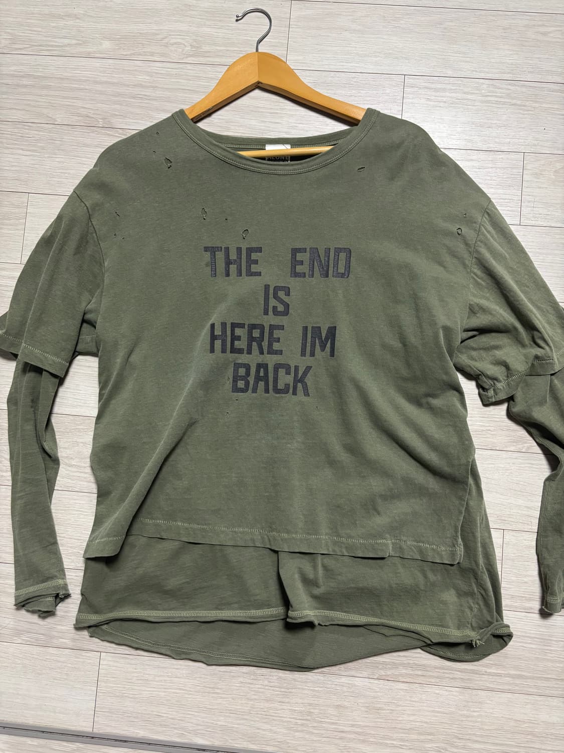 스탠드얼론 레이어드 티셔츠 카키 상품이미지1