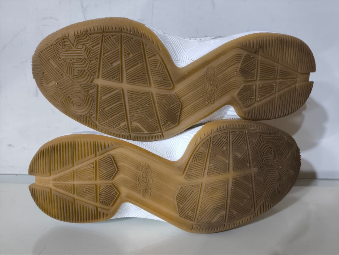 255mm 아디다스 디릴라드 농구화 상품이미지9