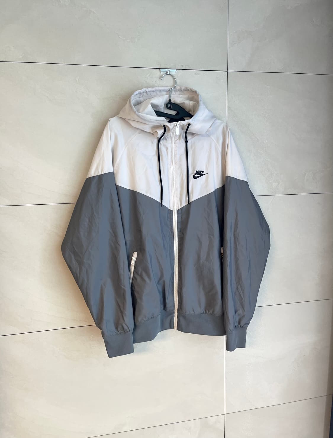 나이키 윈드러너 바람막이 (L size) 상품이미지2