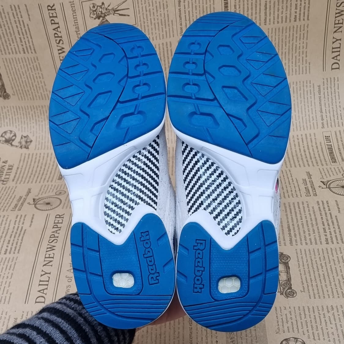 리복 펌프 그레프라이트 운동화 250 상품이미지3