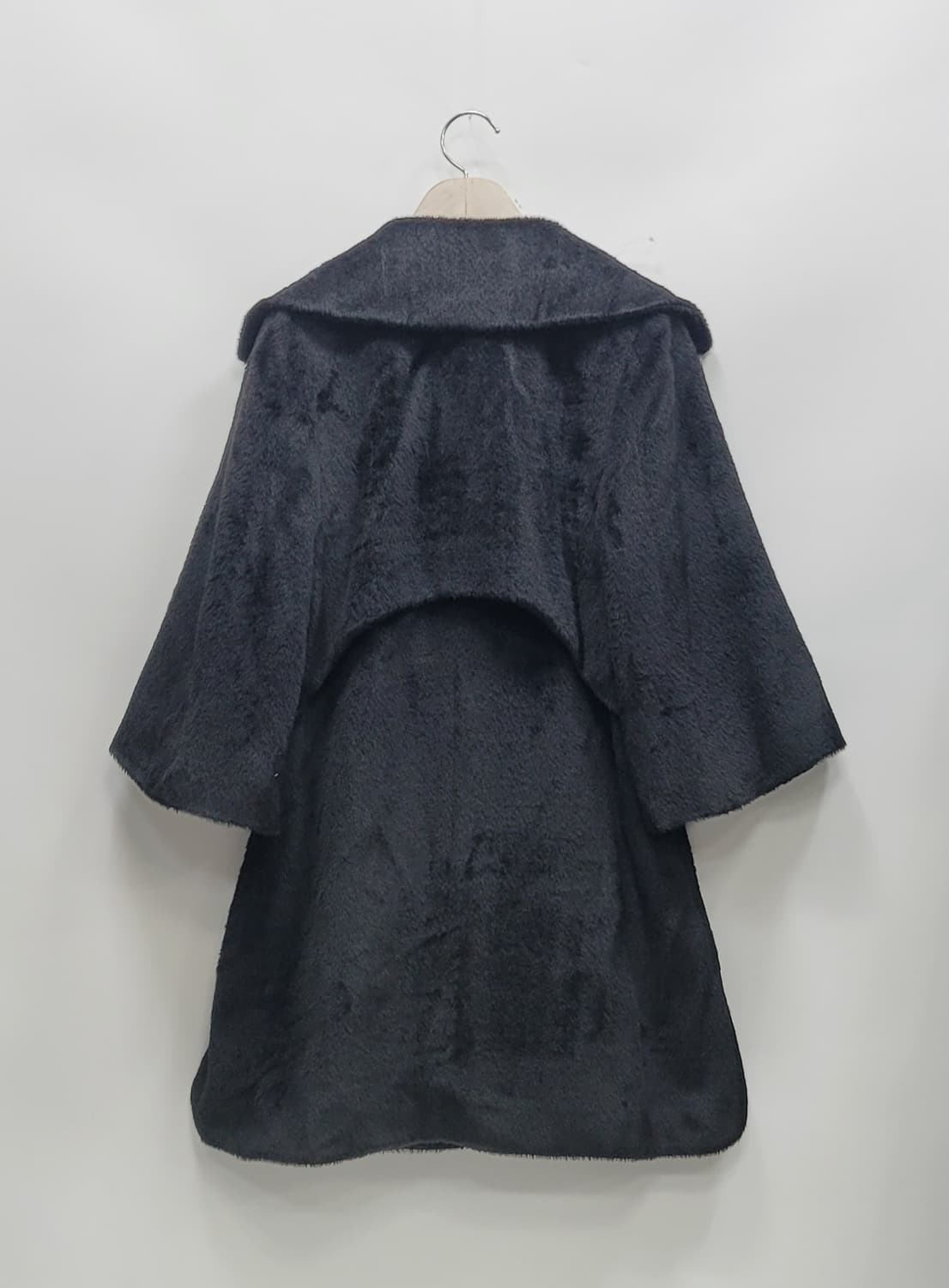 발렌시아 칠부소매 수리 알파카 코트 / 여 55 블랙
 상품이미지2