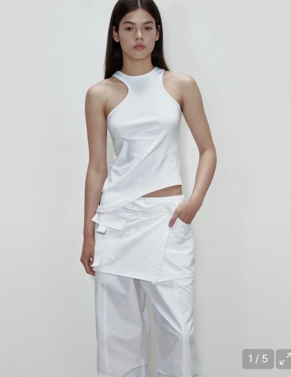 세릭 슬리브리스 화이트 상품이미지1