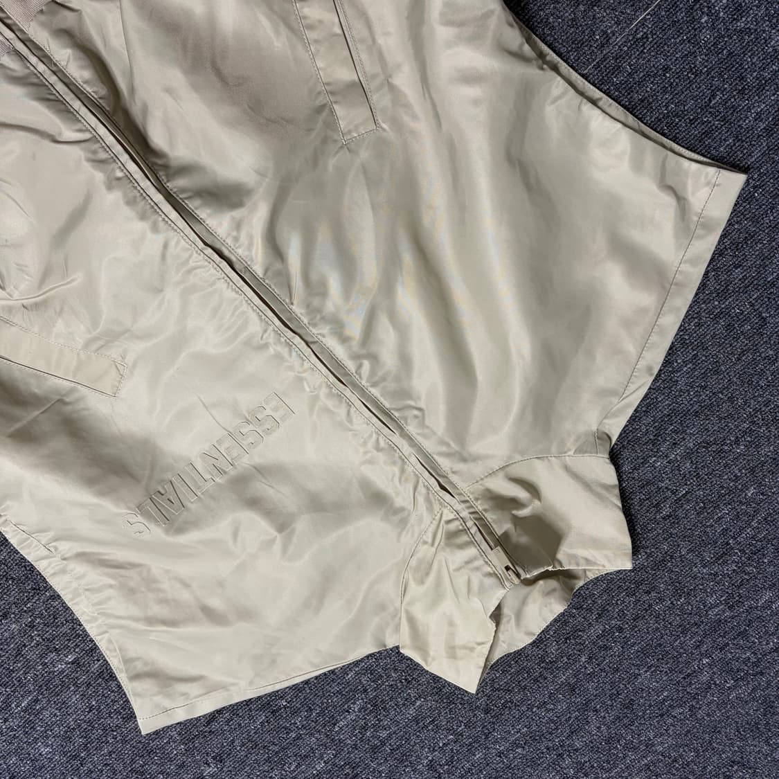 피어오브갓 에센셜 스모크 러닝 베스트 상품이미지2