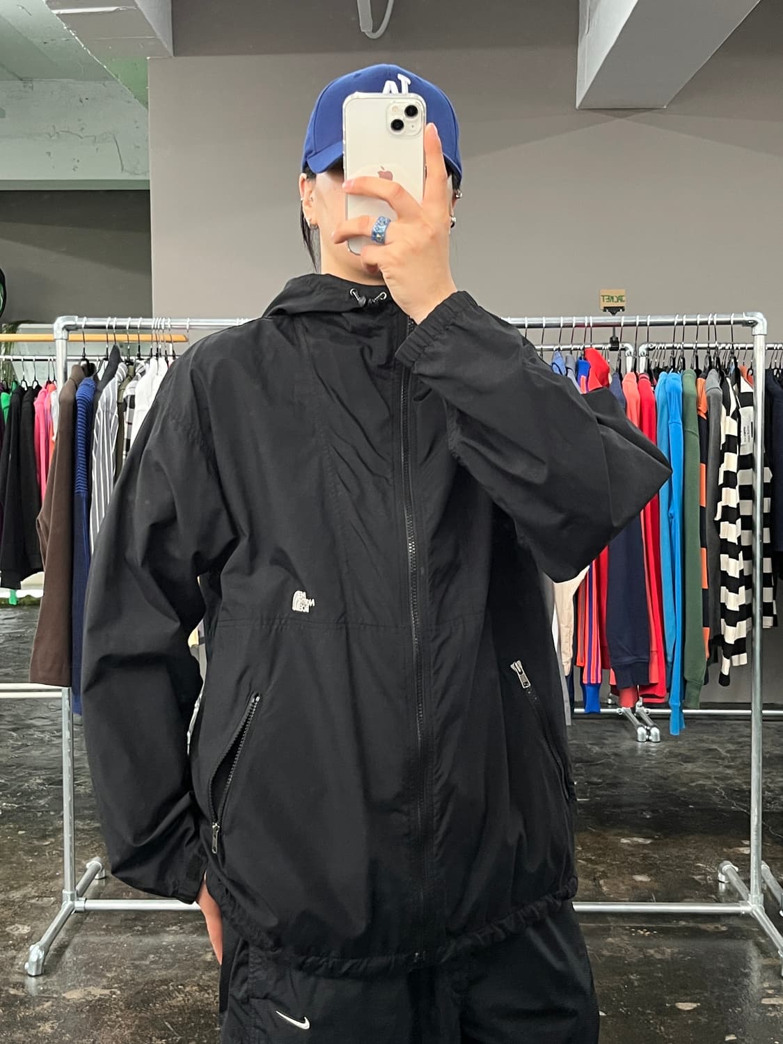 노스페이스 바람막이 자켓 상품이미지2