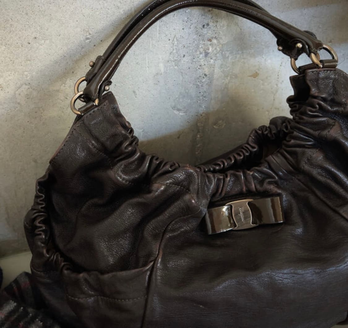 SALVATORE FERRAGAMO 페라가모 브라운 양가죽 숄더백 상품이미지7