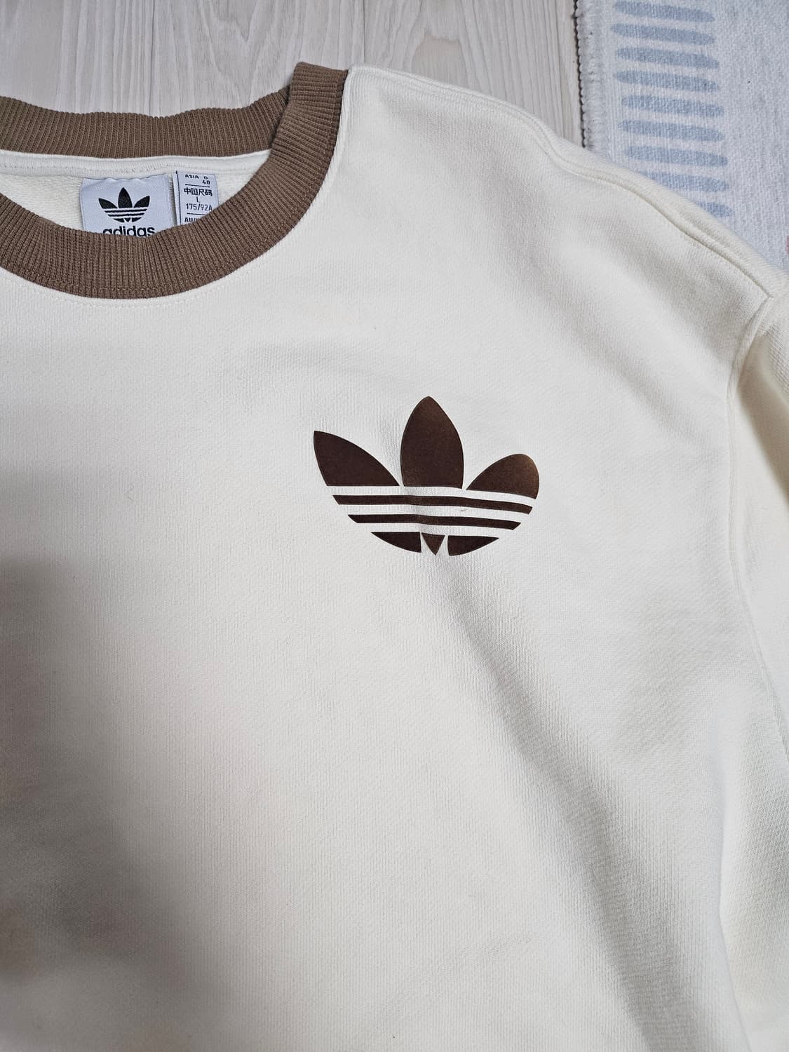 아디다스 헤리티지 스웨트셔츠 상품이미지2