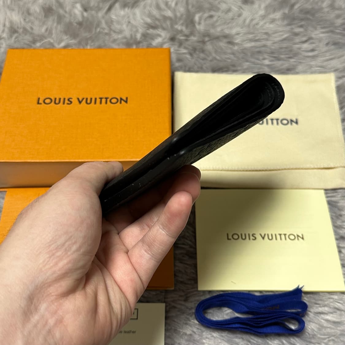 [풀구성] 루이비통 이클립스 토뤼옹 멀티플 월릿 반지갑 블랙 상품이미지6