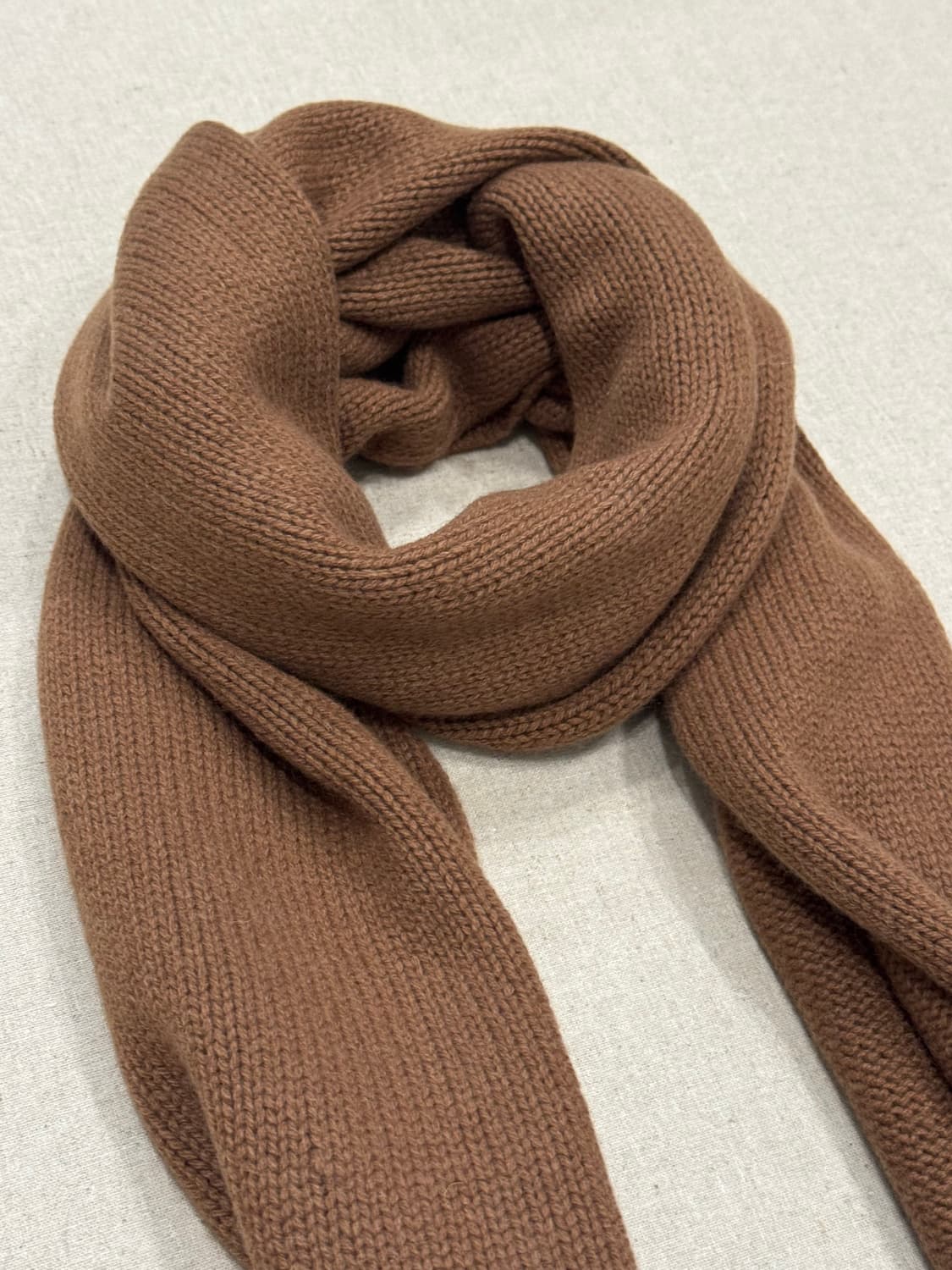 드리스반노튼 울 니트 머플러 상품이미지3