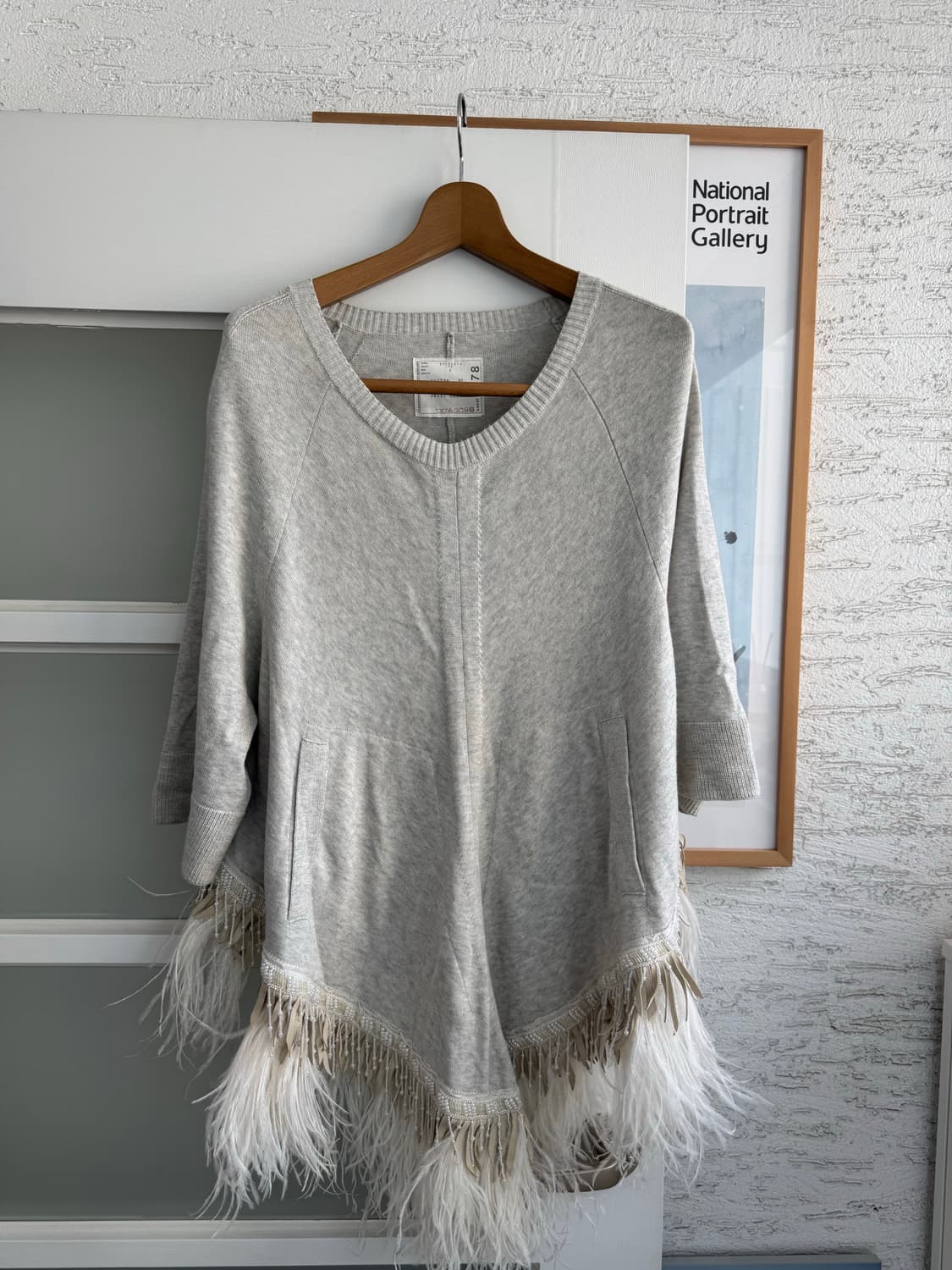 [Sacai] 사카이 깃털 장식 니트 상품이미지1