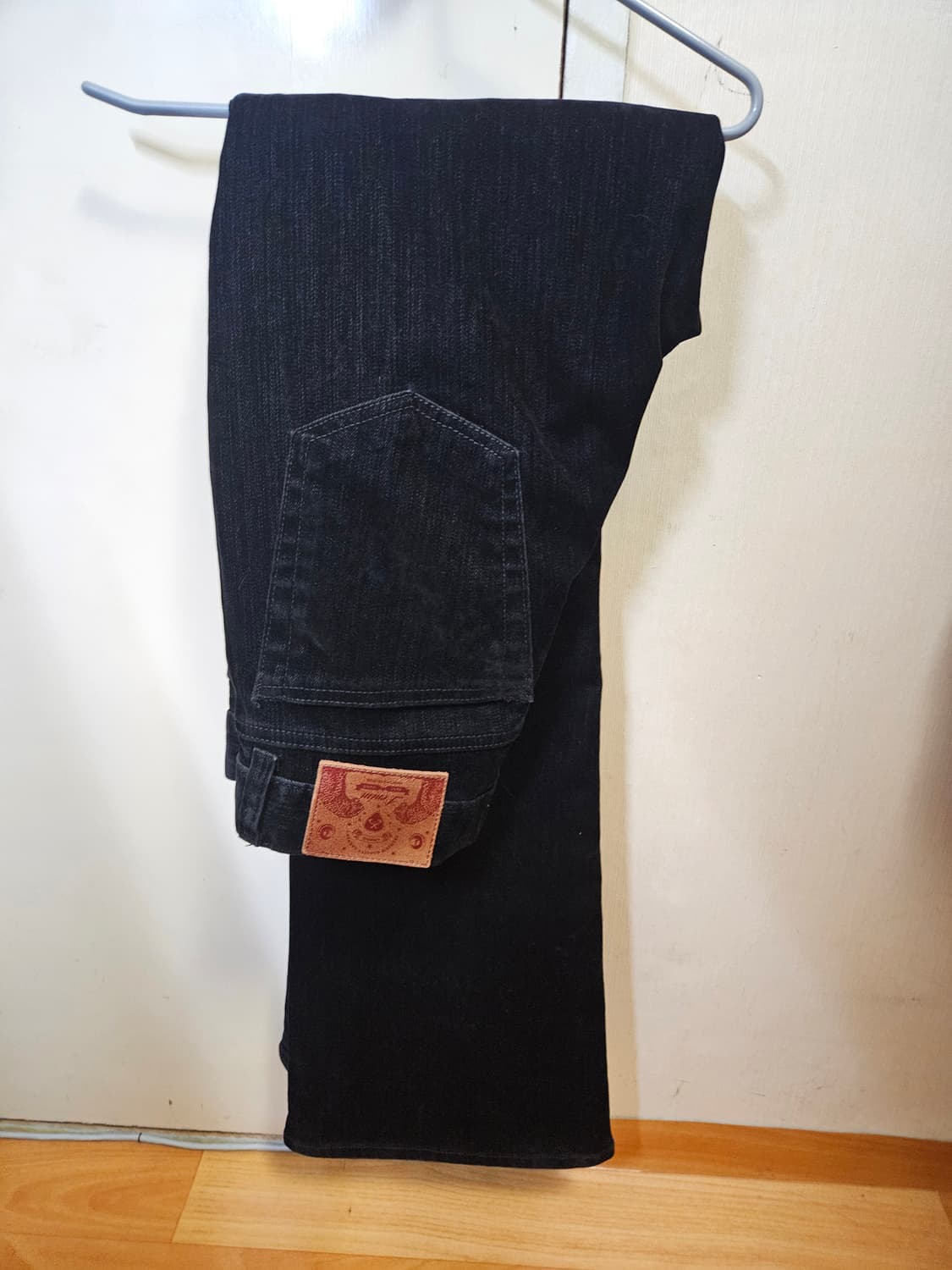 44) 엘무드 슬래시 플레어 데님 벨벳틴 블랙 상품이미지2