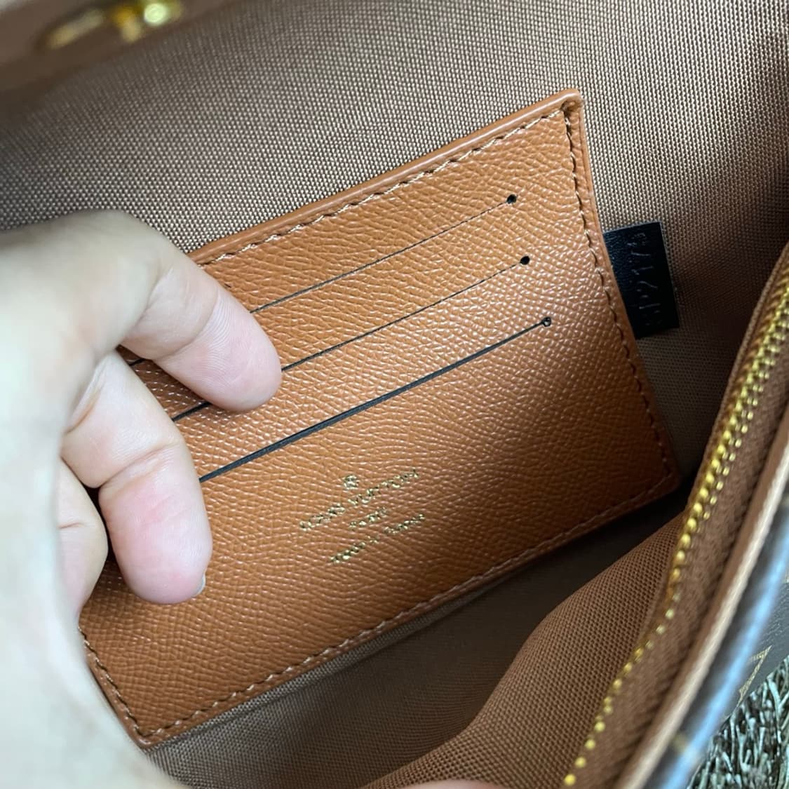 루이비통 Louis Vuitton 월릿 온 체인 아이비 모노그램 숄더백 상품이미지8