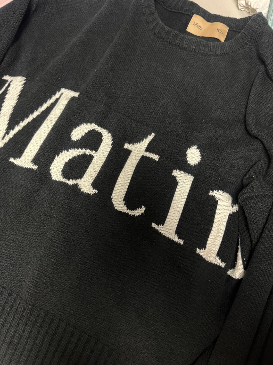 마뗑킴 빅로고 니트 상품이미지1