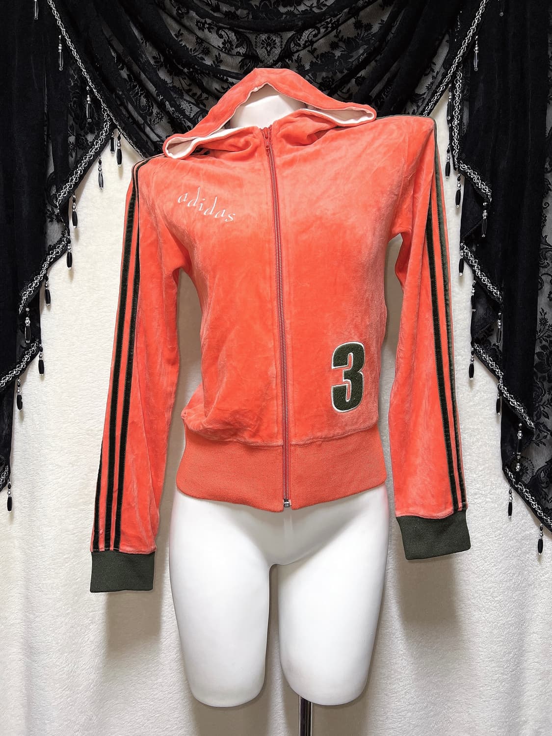 아디다스 adidas 트랙탑 벨벳 후드집업 져지 스포티 갸루 y2k 상품이미지8